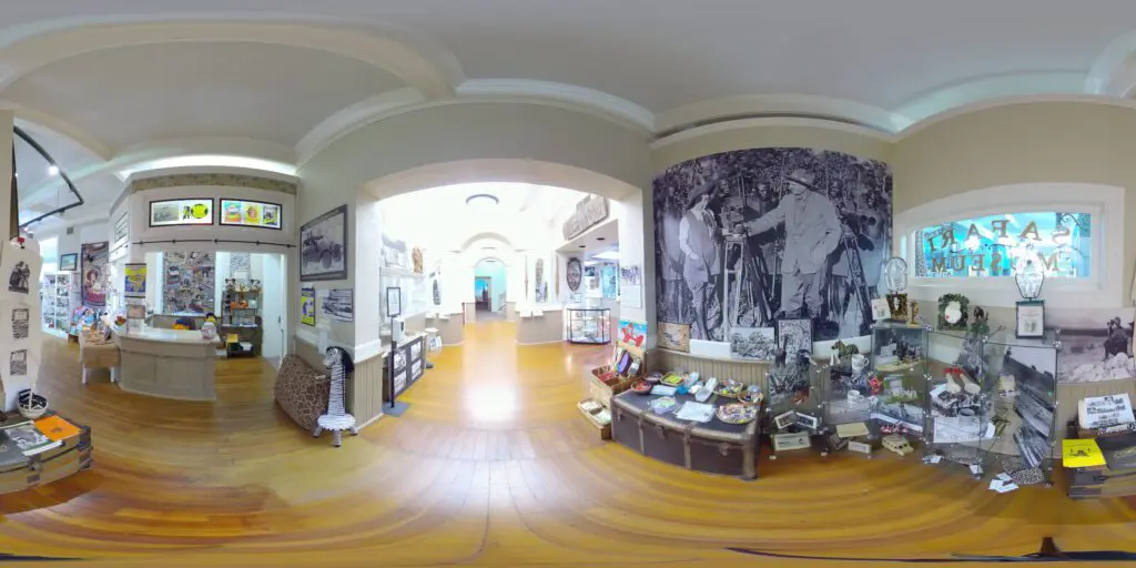 360 View of the Museum Entrance